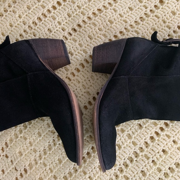Steve Madden Stay GE Black Suede Ankle Boots - Picture 9 of 12